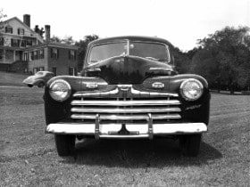 1945-46 Ford Super DeLuxe four-door sedan 